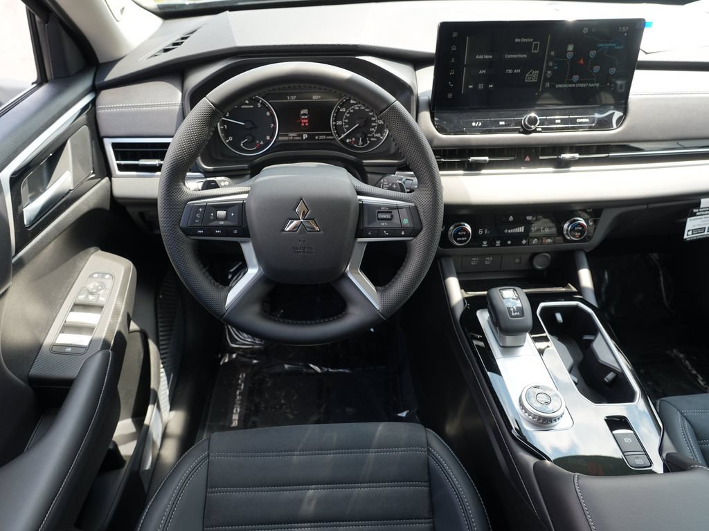 New 2026 Mitsubishi Outlander SE AWD/4WD image 18