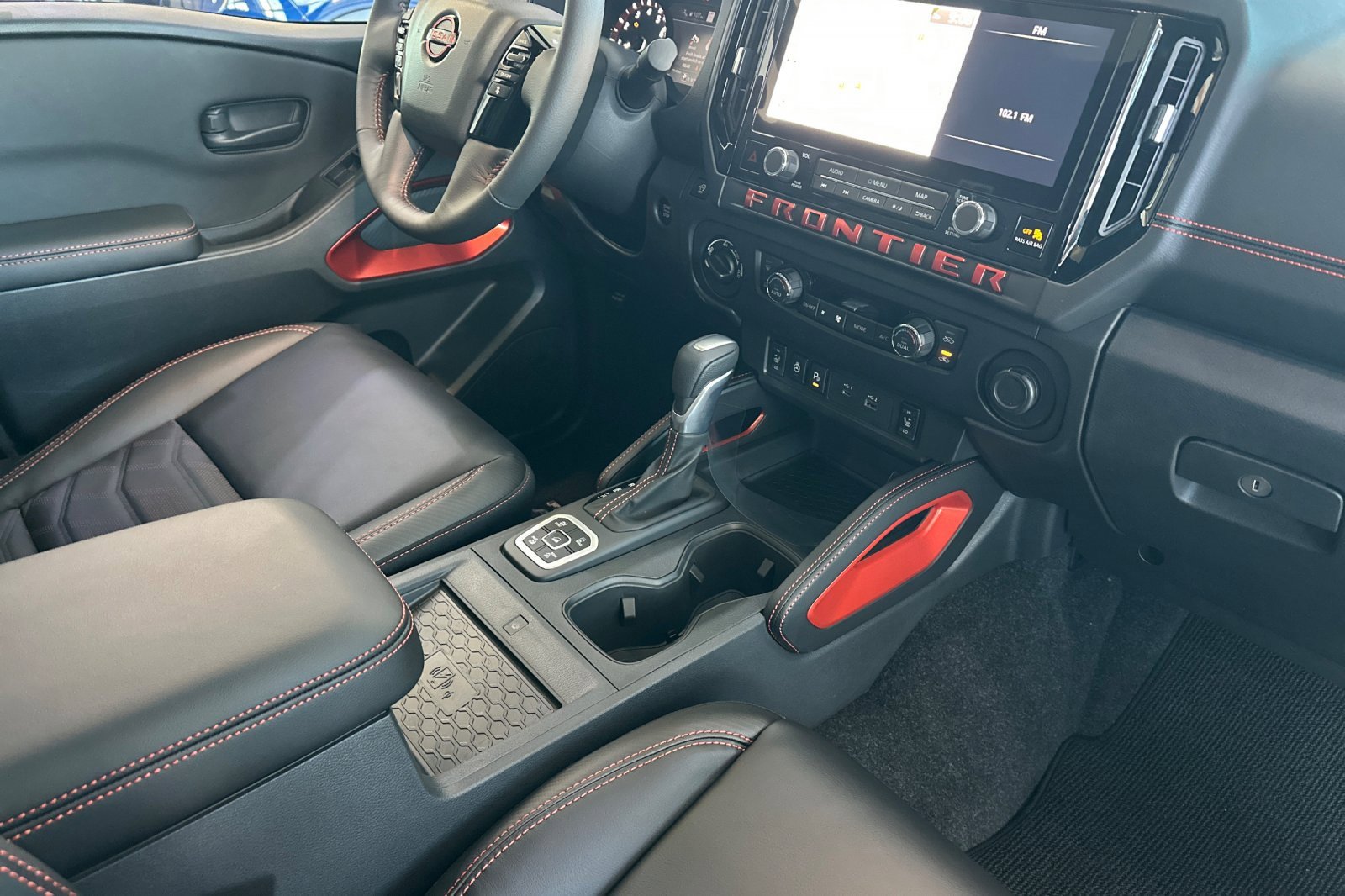 New 2026 Nissan Frontier PRO-4X w/ Pro Premium Package image 12