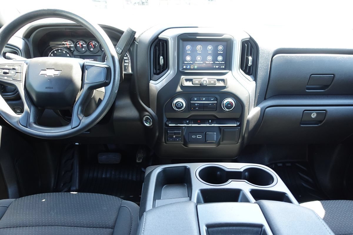 Used 2025 Chevrolet Silverado 2500 W/T AWD/4WD image 39