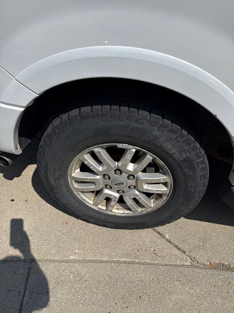 Used 2013 Ford Expedition EL XLT w/ HD Trailer Tow Pkg AWD/4WD image 6