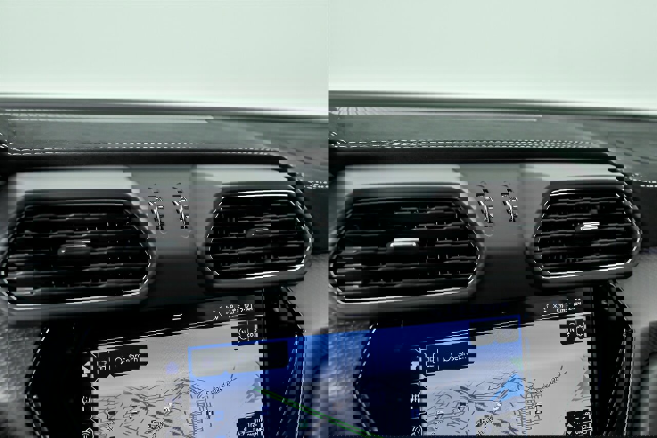 Used 2024 Lamborghini Urus Performante image 34