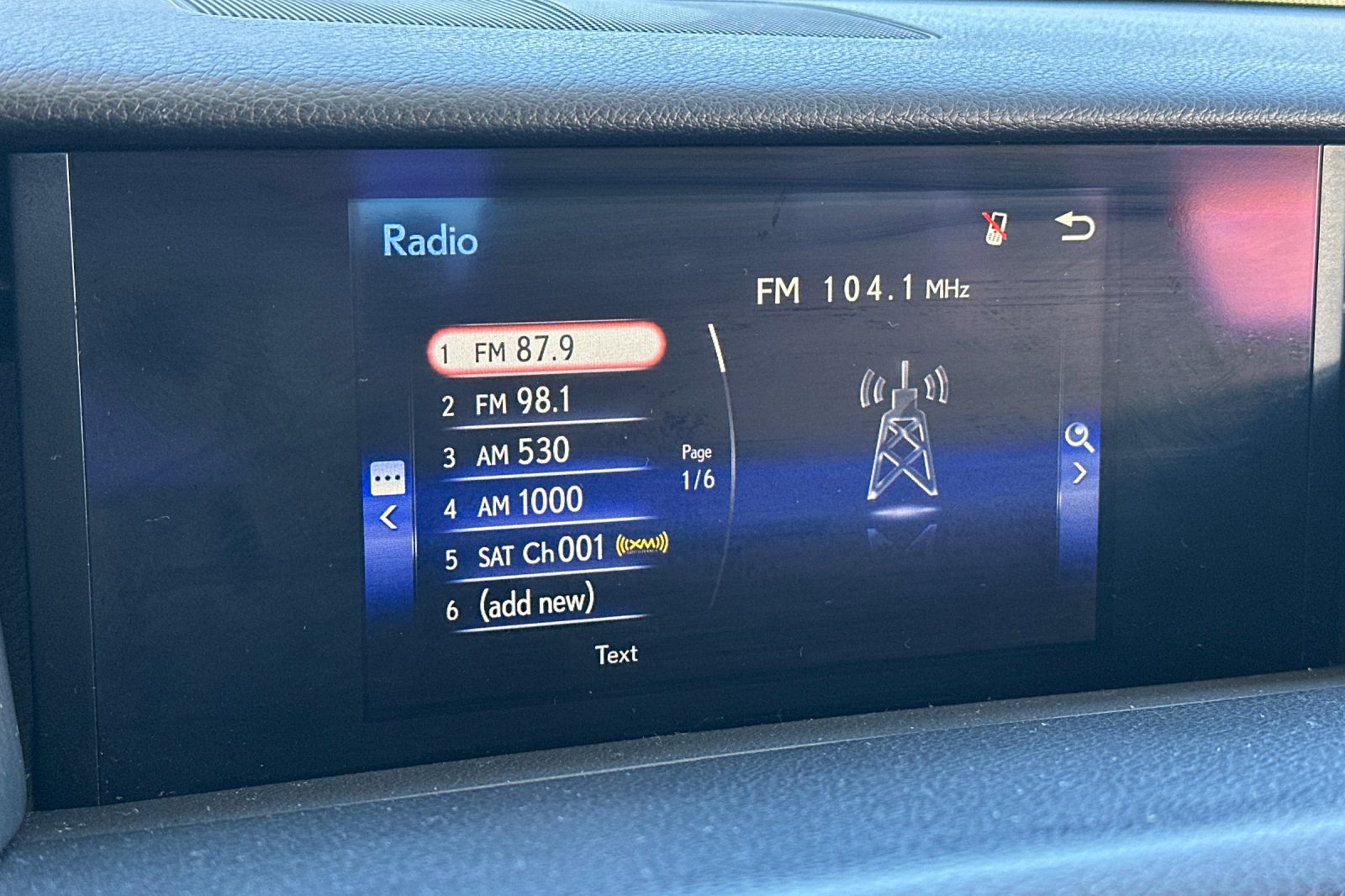 Used 2018 Lexus IS 300 w/ Accessory Package 2 image 17