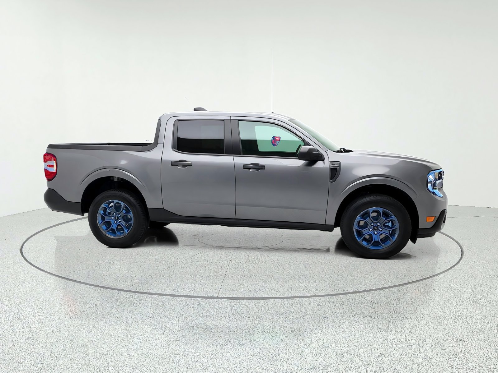 New 2026 Ford Maverick XLT w/ Equipment Group 301A AWD/4WD image 10