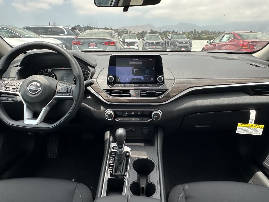 New 2026 Nissan Altima 2.5 SV FWD image 20