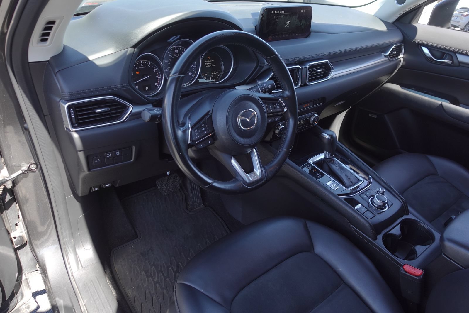 Used 2018 MAZDA CX-5 Touring w/ Preferred Equipment Package AWD/4WD image 9