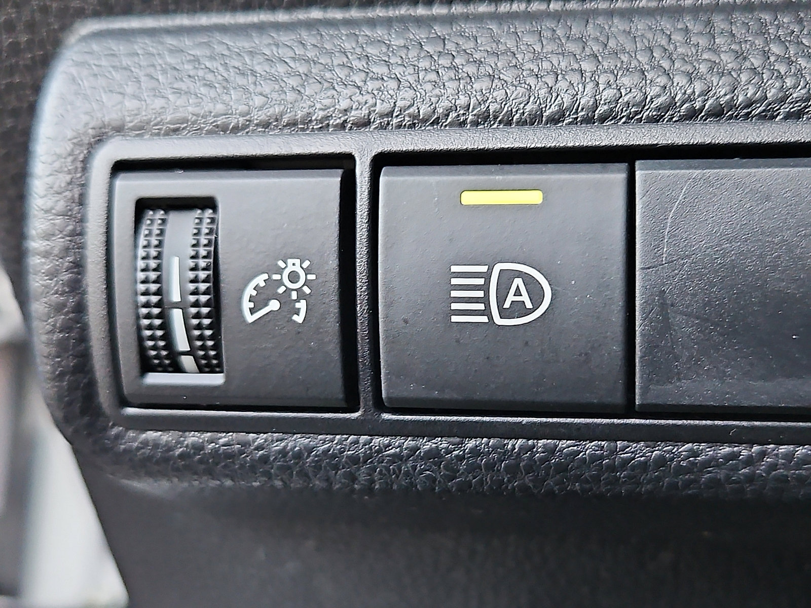 Used 2023 Toyota Corolla SE image 24