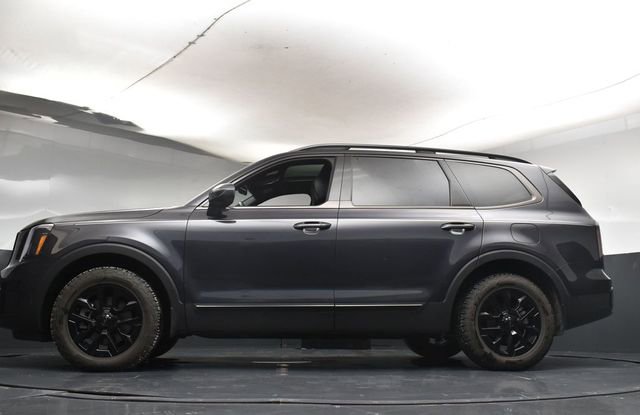 Used 2025 Kia Telluride AWD image 37
