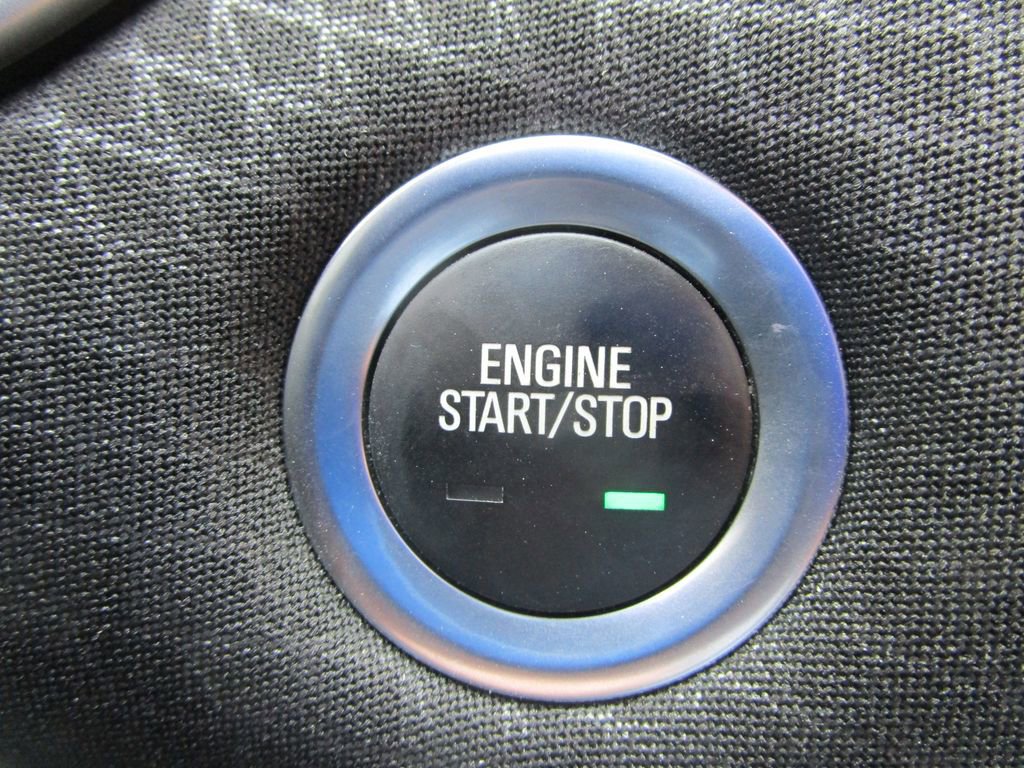 Used 2024 Chevrolet Malibu RS image 32