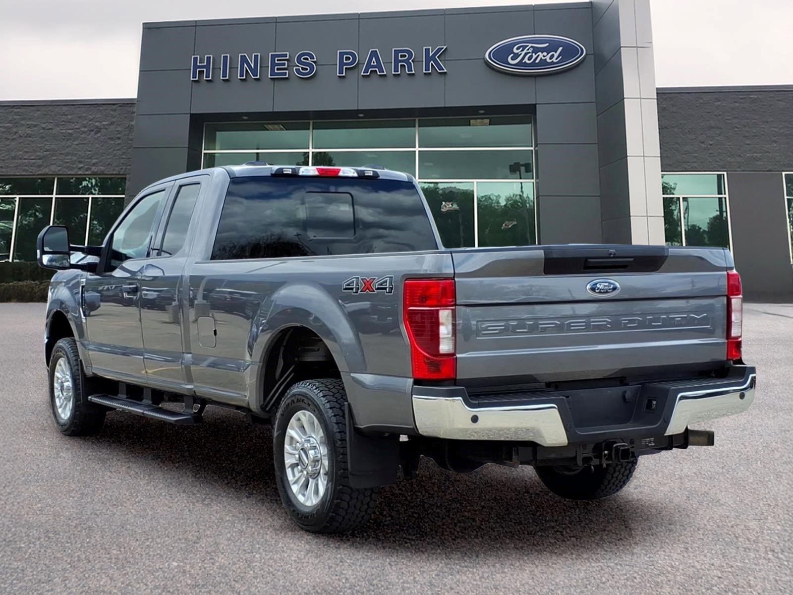 Used 2021 Ford F250 XLT w/ XLT Value Package AWD/4WD image 5