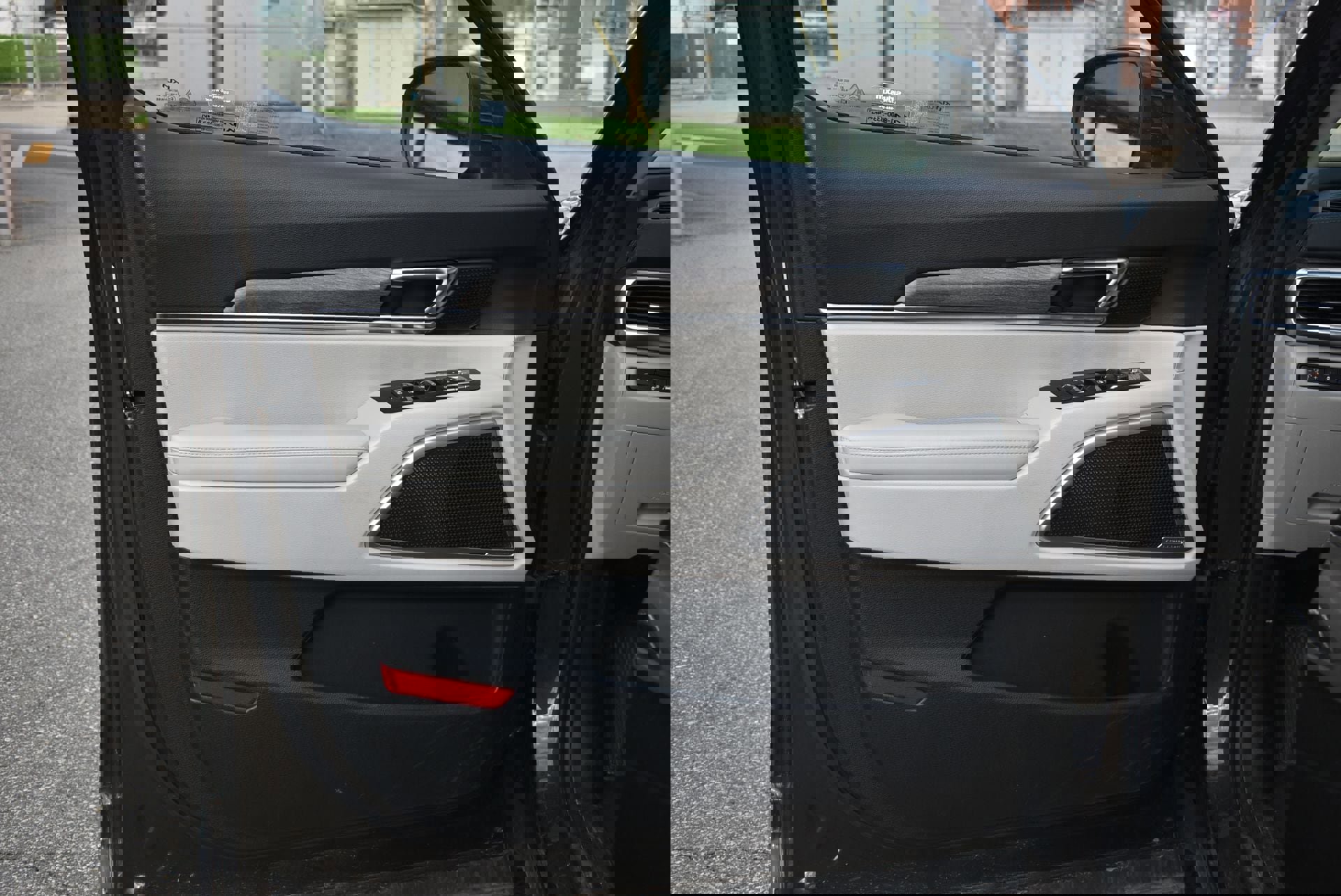 Used 2022 Kia Telluride EX w/ Towing Package image 12