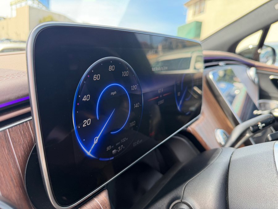 Used 2023 Mercedes-Benz EQE 350+ SUV image 16