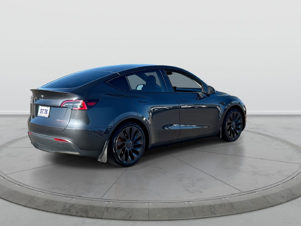Used 2024 Tesla Model Y Performance AWD/4WD image 8