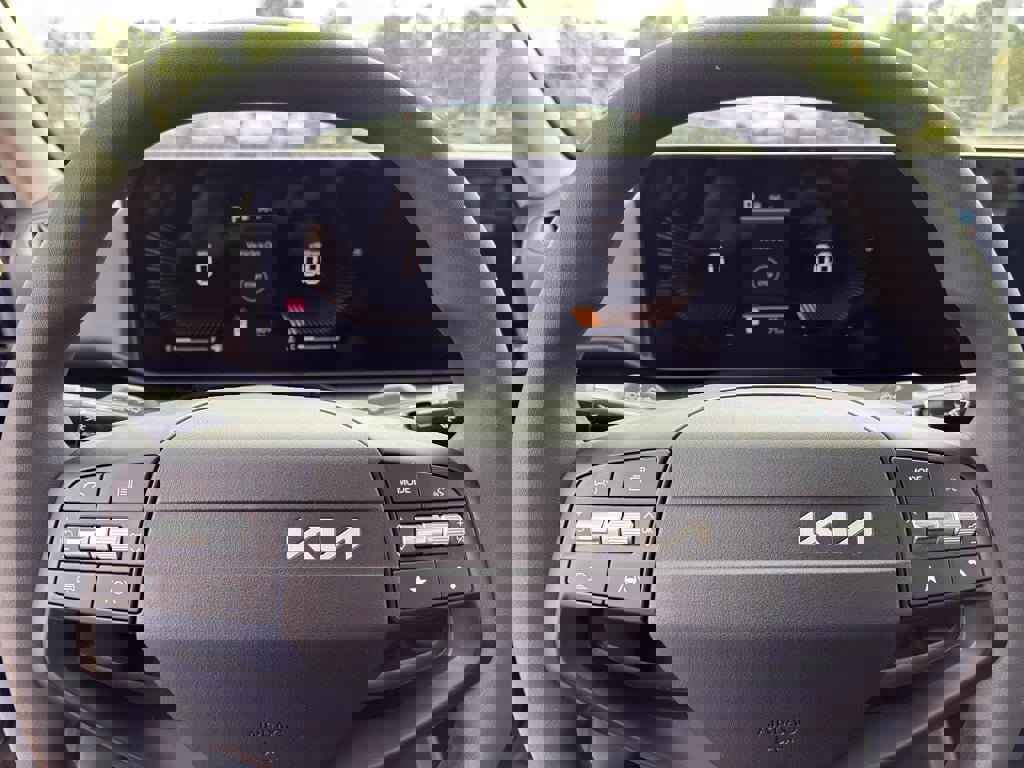 New 2026 Kia K4 LX image 18