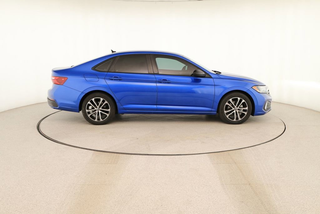 Used 2023 Volkswagen Jetta Sport FWD image 8