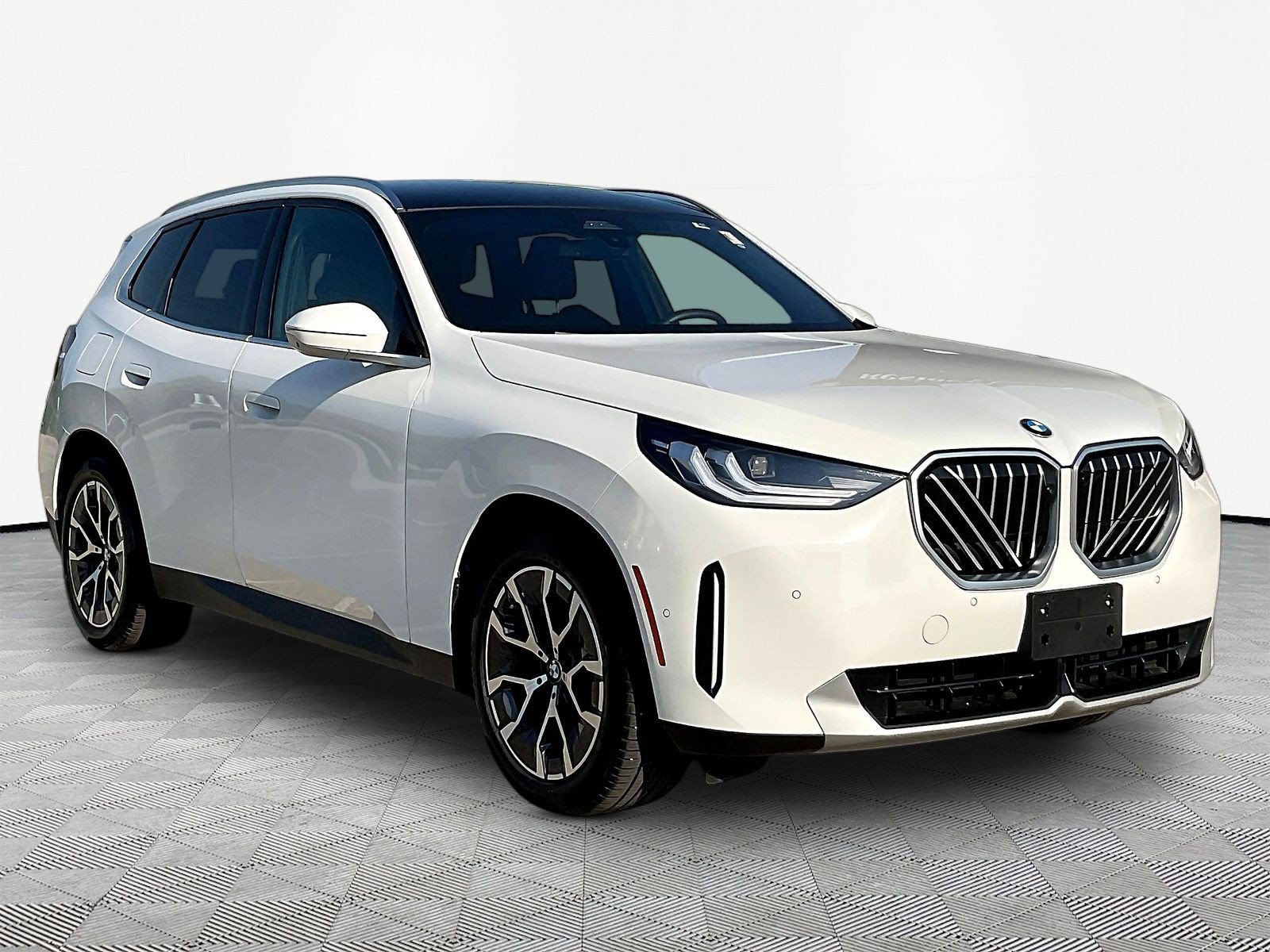 Used 2026 BMW X3 xDrive30i AWD/4WD image 3