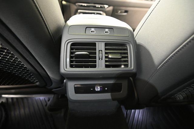 Used 2025 Audi Q5 Premium Plus w/ Premium Plus image 30