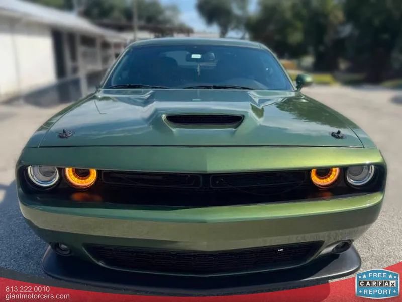 Used 2020 Dodge Challenger R/T RWD image 2