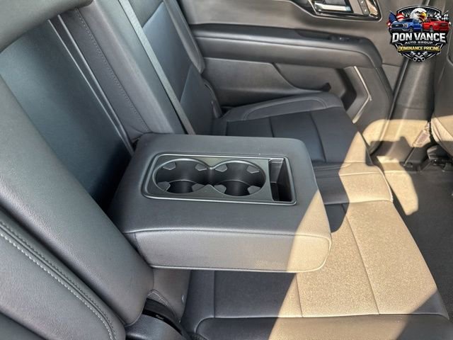 Used 2025 Chevrolet Suburban Z71 image 33