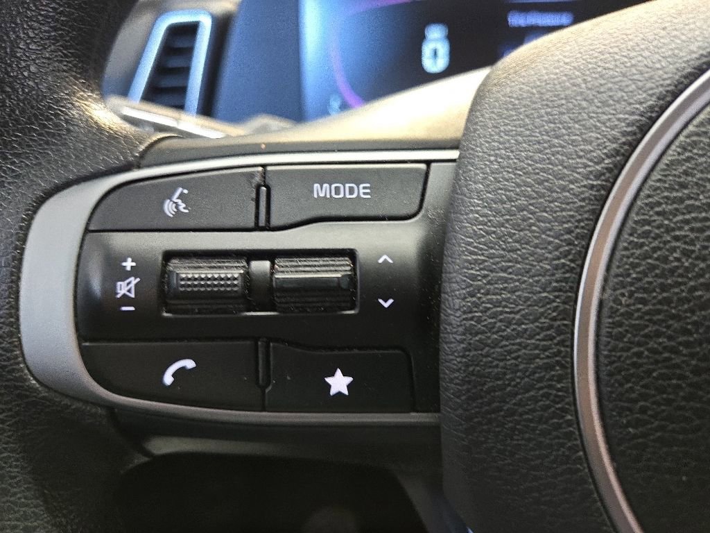 Certified 2023 Kia Sportage LX AWD/4WD image 17