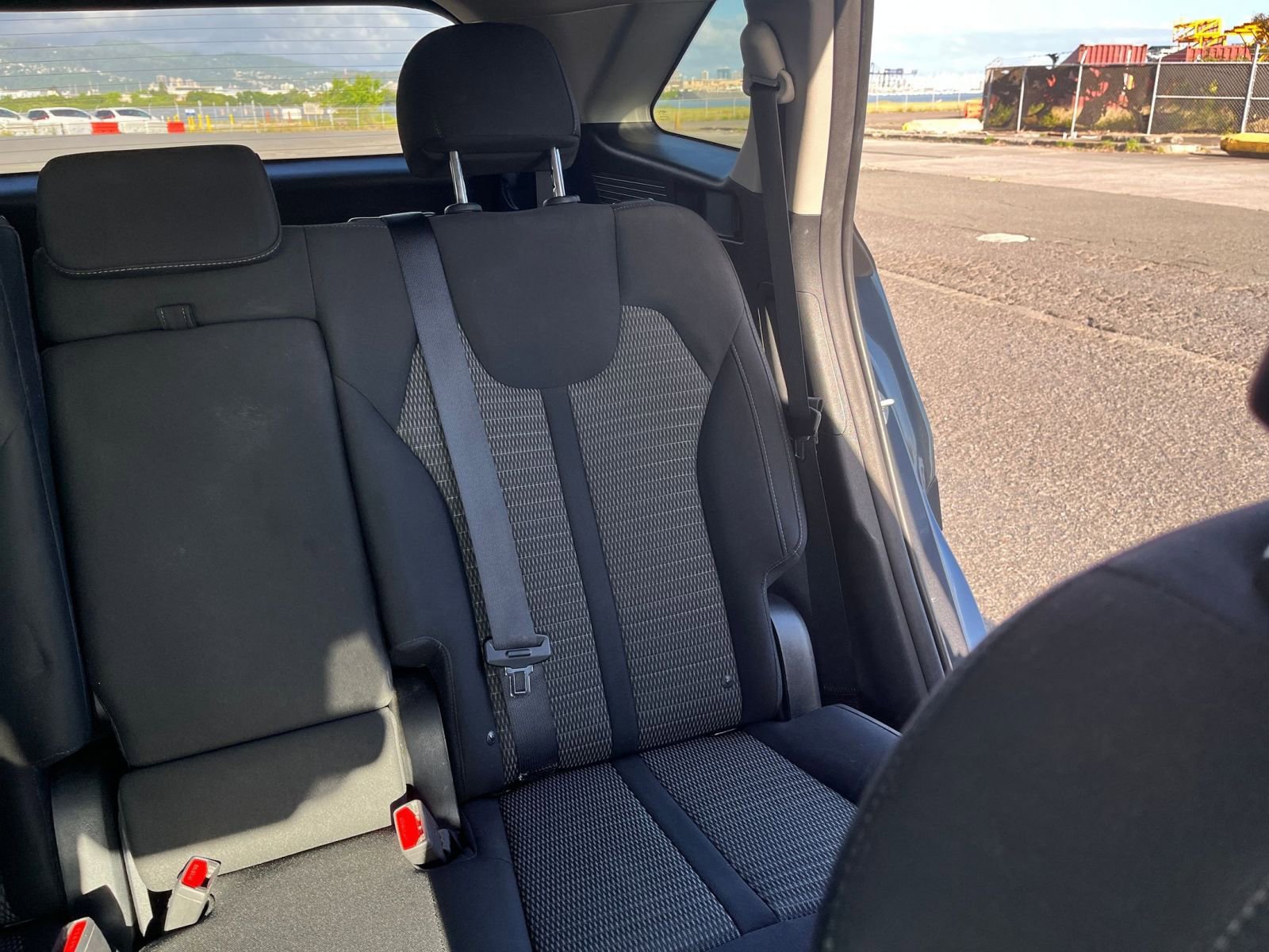 Used 2023 Kia Sorento LX FWD image 32