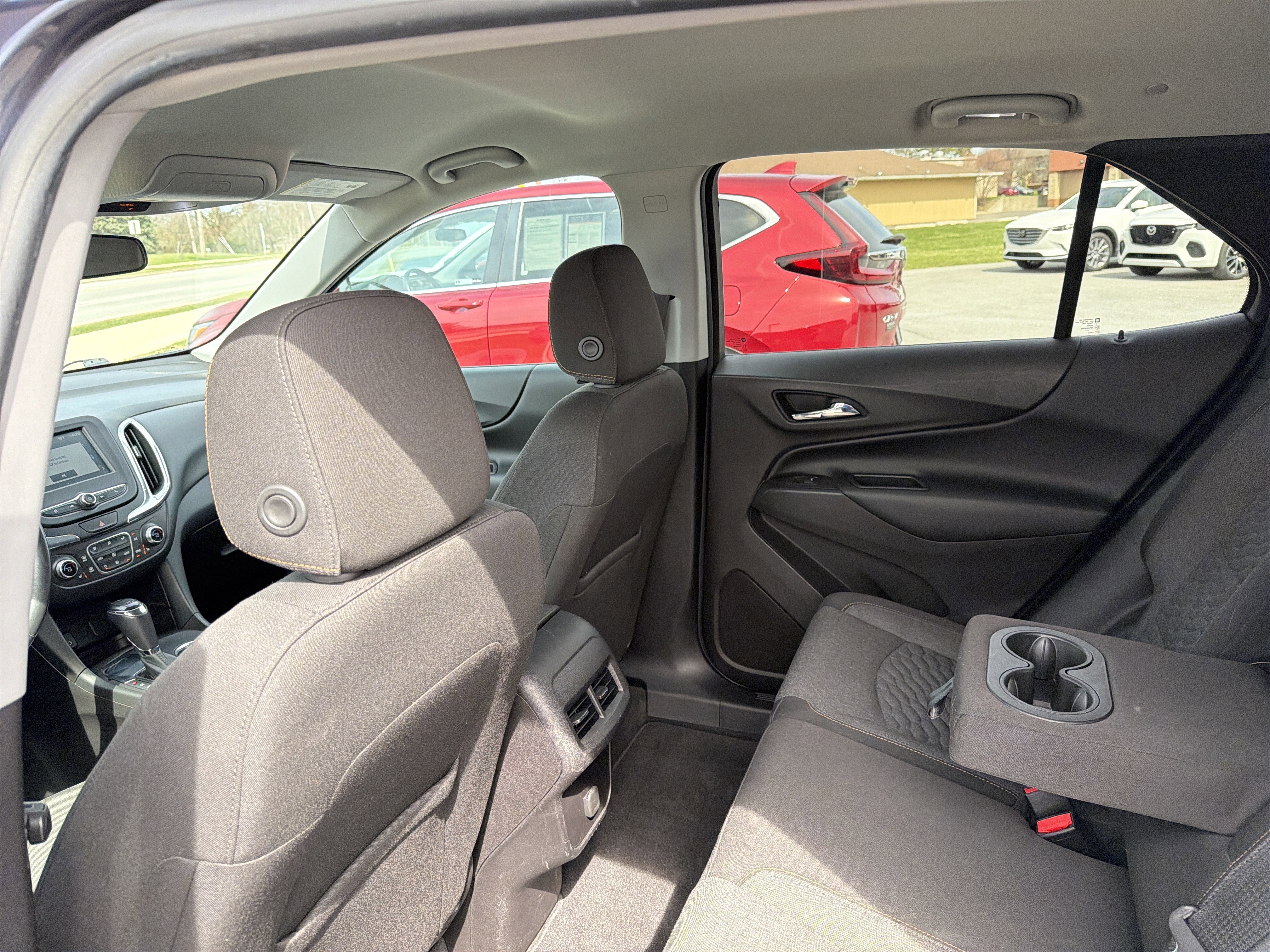 Used 2018 Chevrolet Equinox LT image 46