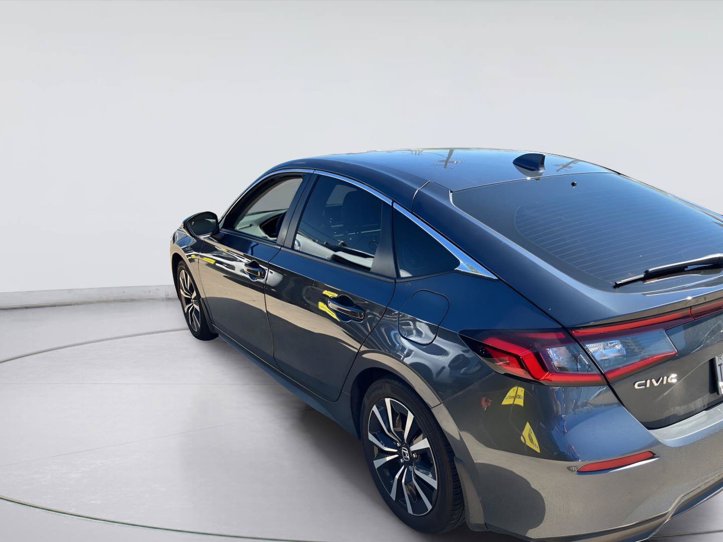 Used 2023 Honda Civic EX-L image 7