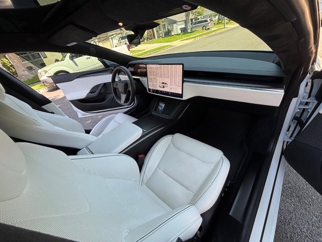 Used 2022 Tesla Model S Plaid AWD/4WD image 42