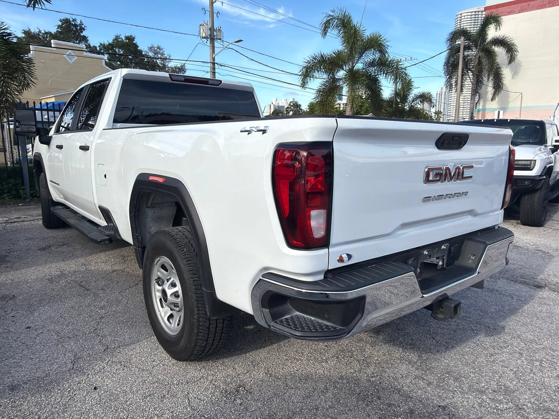Used 2024 GMC Sierra 2500 Pro AWD/4WD image 11