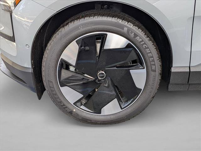 New 2025 Volvo EX30 Ultra w/ Protection Package Premier image 11
