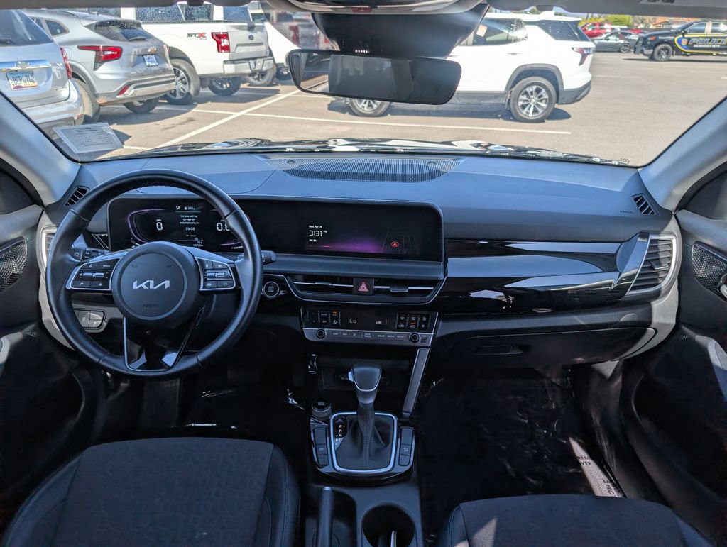 Used 2025 Kia Seltos S FWD image 14