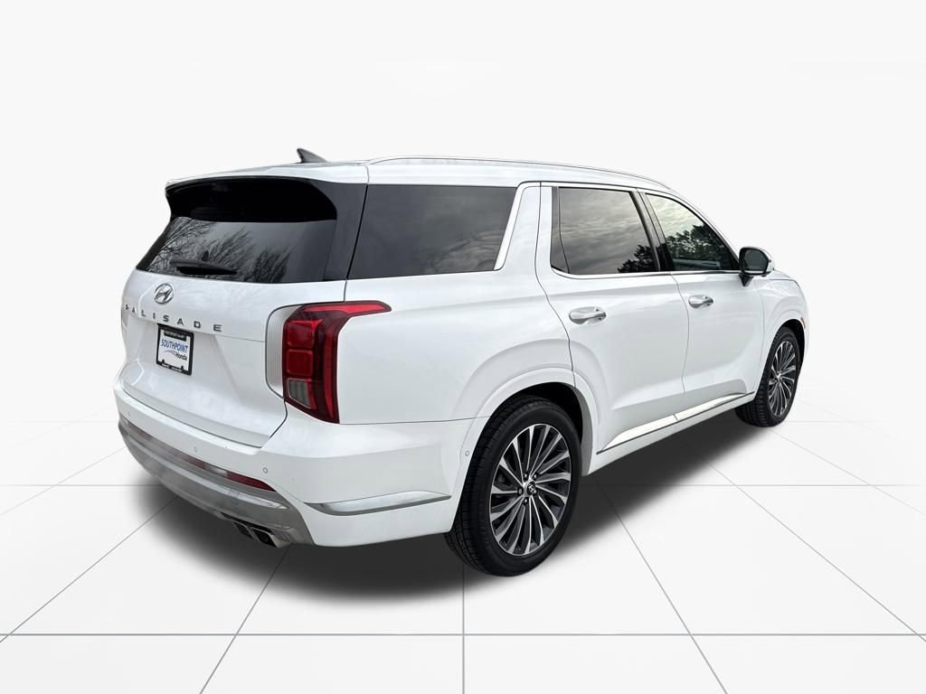 Used 2023 Hyundai Palisade Calligraphy image 14