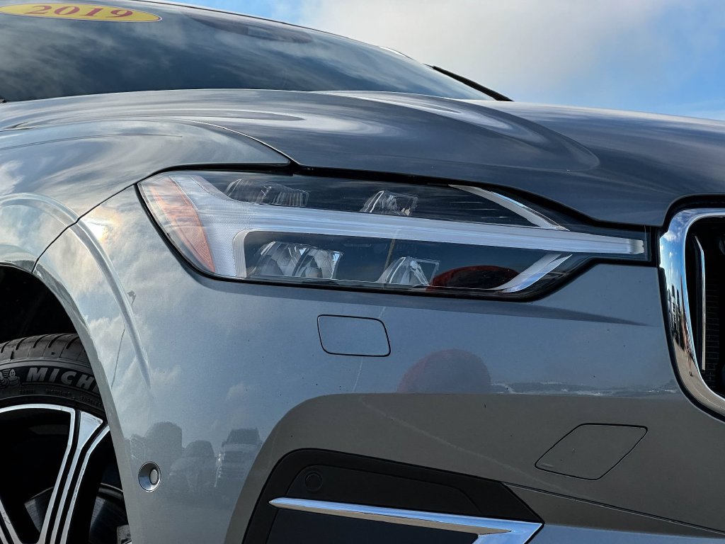 Used 2019 Volvo XC60 T5 Inscription w/ Protection Package Premier FWD image 10