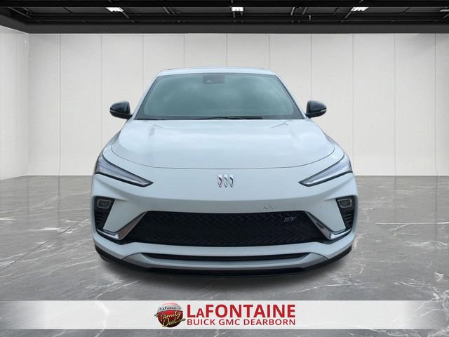 Used 2025 Buick Envista Sport Touring image 3