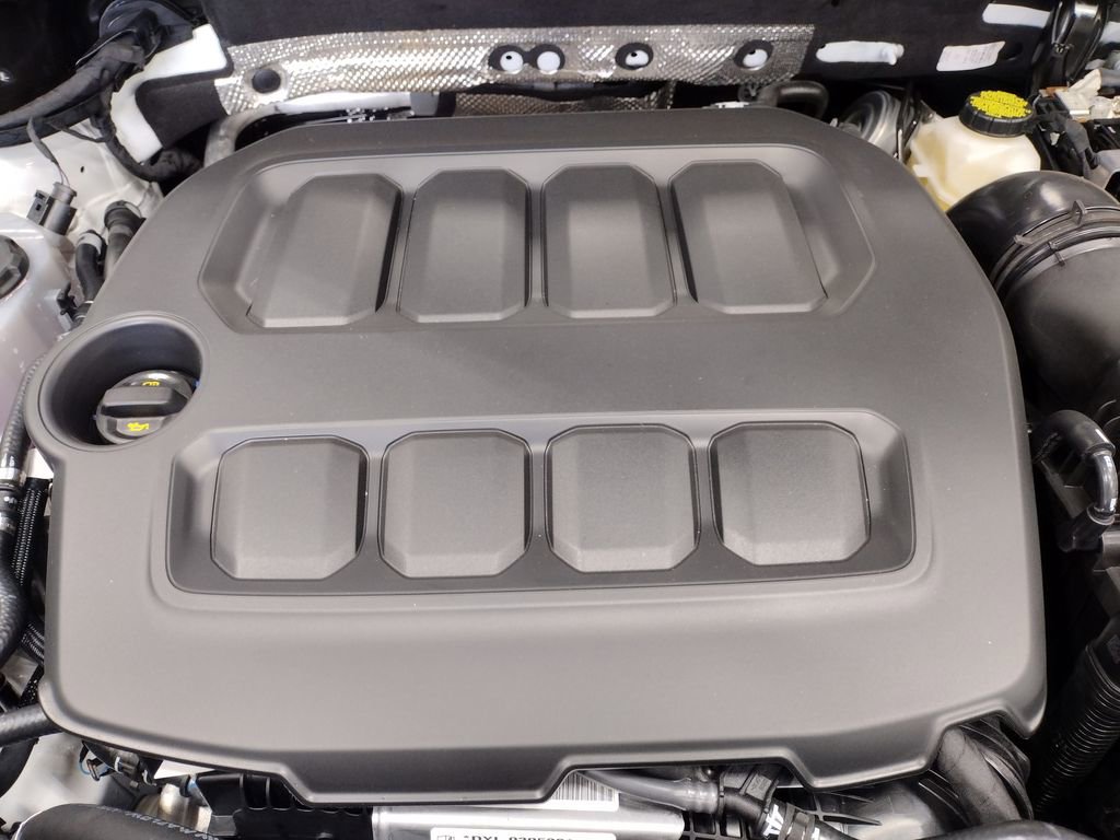 New 2025 Volkswagen Tiguan SE R-Line image 8