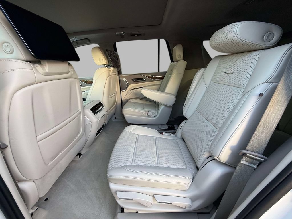 Used 2023 Cadillac Escalade Sport Platinum AWD/4WD image 20