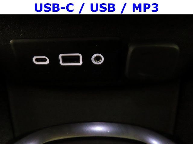 Used 2023 Chevrolet Malibu LT image 9