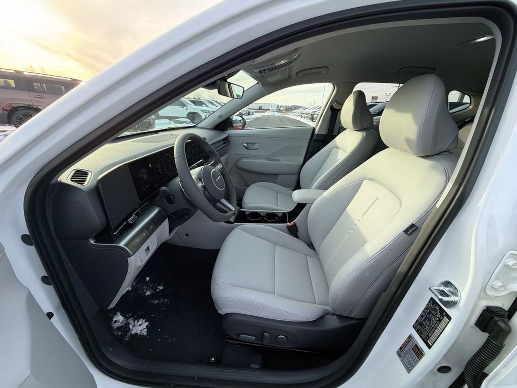 New 2026 Hyundai Kona SEL Premium image 17