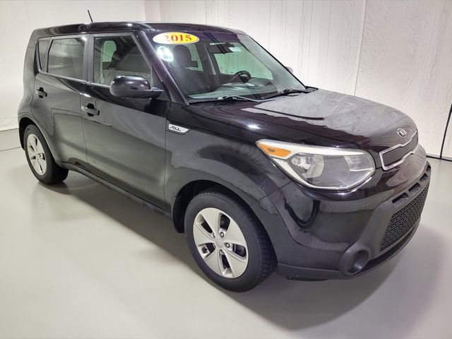 Used 2015 Kia Soul Base image 2