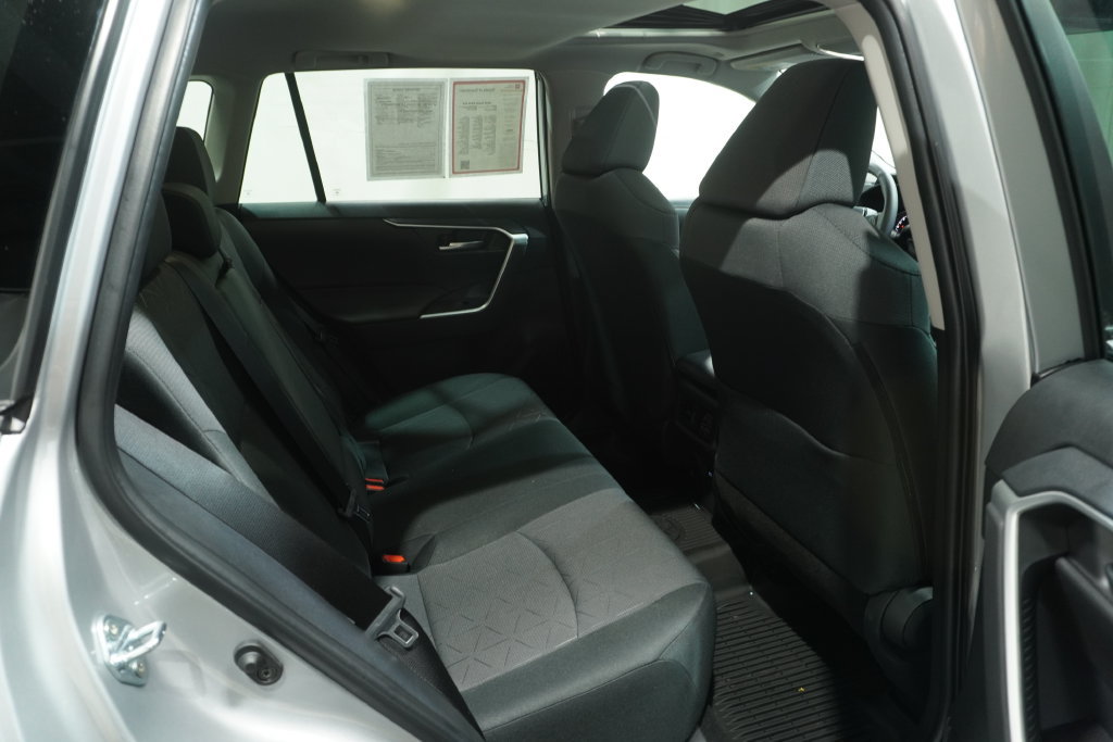 Used 2025 Toyota RAV4 XLE w/ Convenience Package AWD/4WD image 16