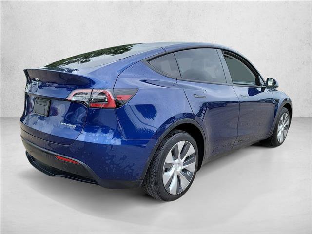 Used 2023 Tesla Model Y Long Range AWD/4WD image 5