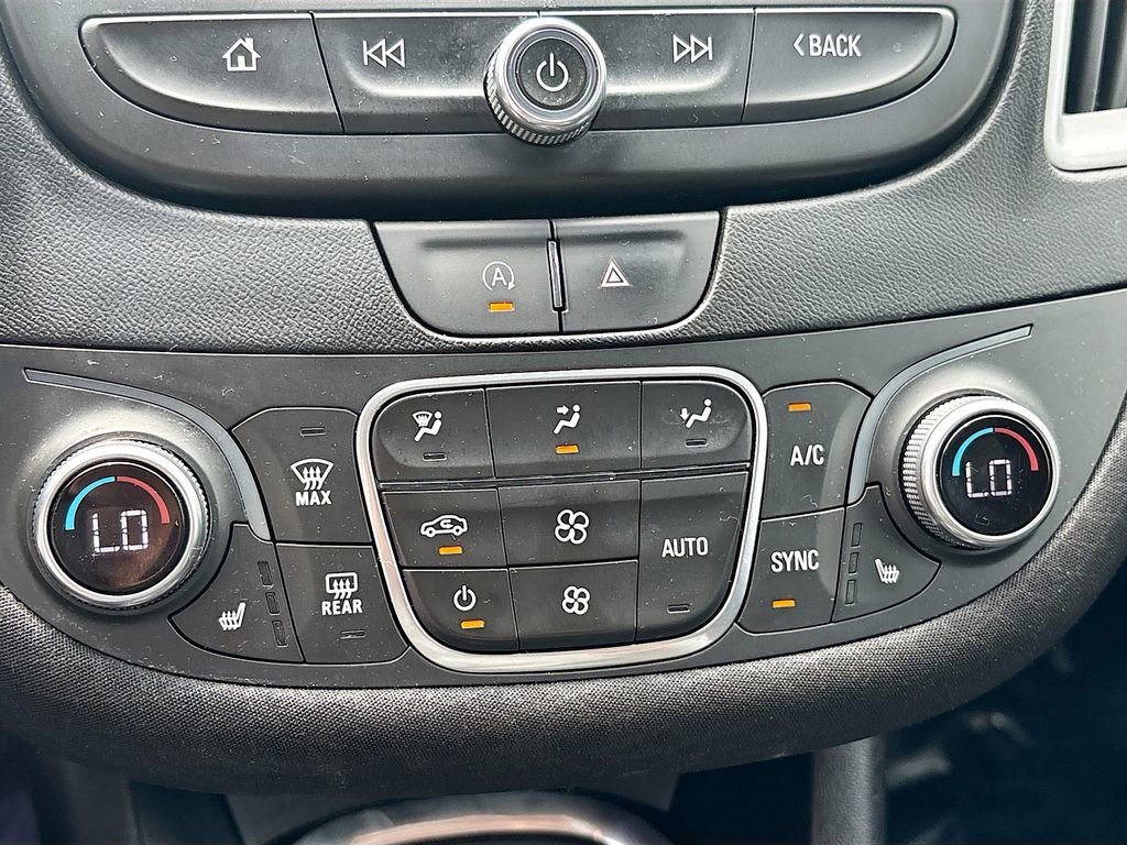 Used 2024 Chevrolet Malibu LT FWD image 15