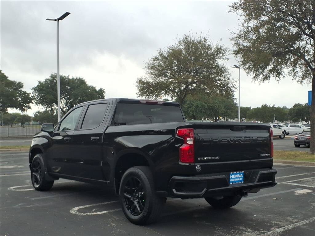 Used 2025 Chevrolet Silverado 1500 Custom RWD image 7