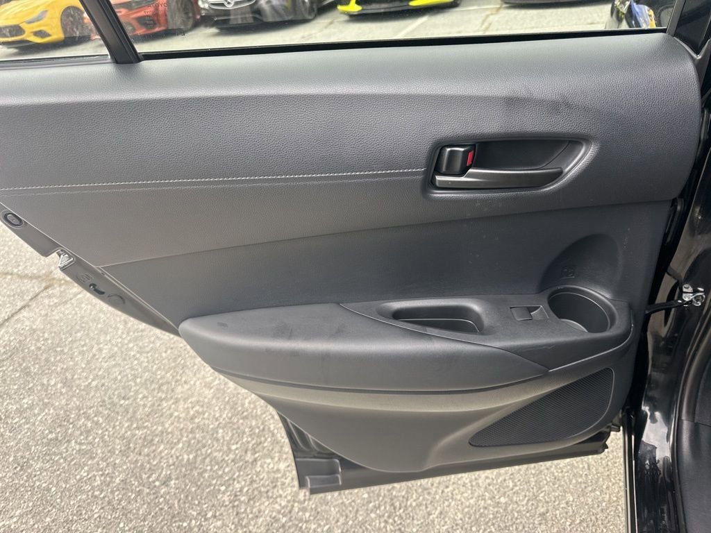 Used 2025 Toyota Corolla Cross LE image 24