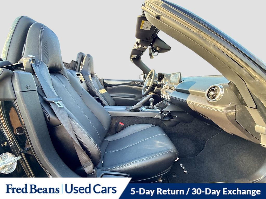 Used 2022 MAZDA MX-5 Miata Grand Touring w/ Weather Package image 26