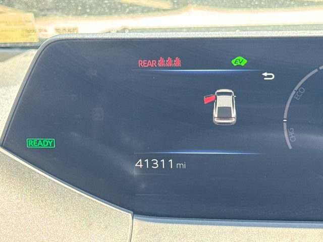 Used 2024 Toyota Prius LE FWD image 15