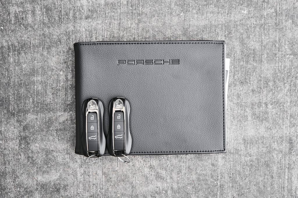 Used 2026 Porsche Cayenne Turbo image 88