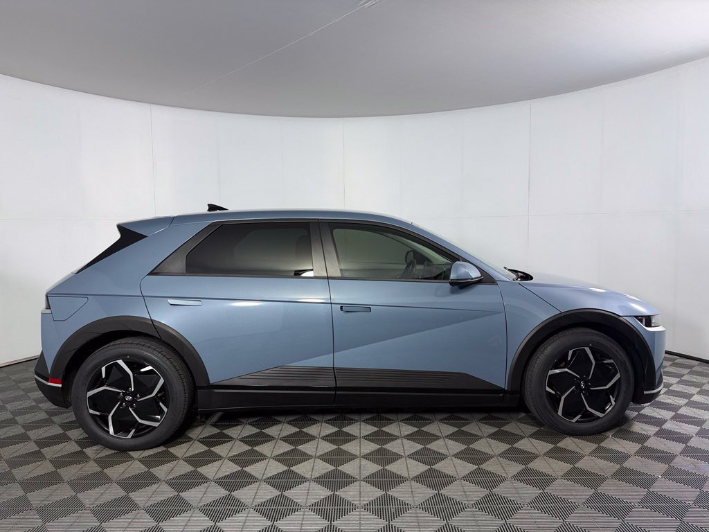 Used 2024 Hyundai Ioniq 5 SEL RWD image 7