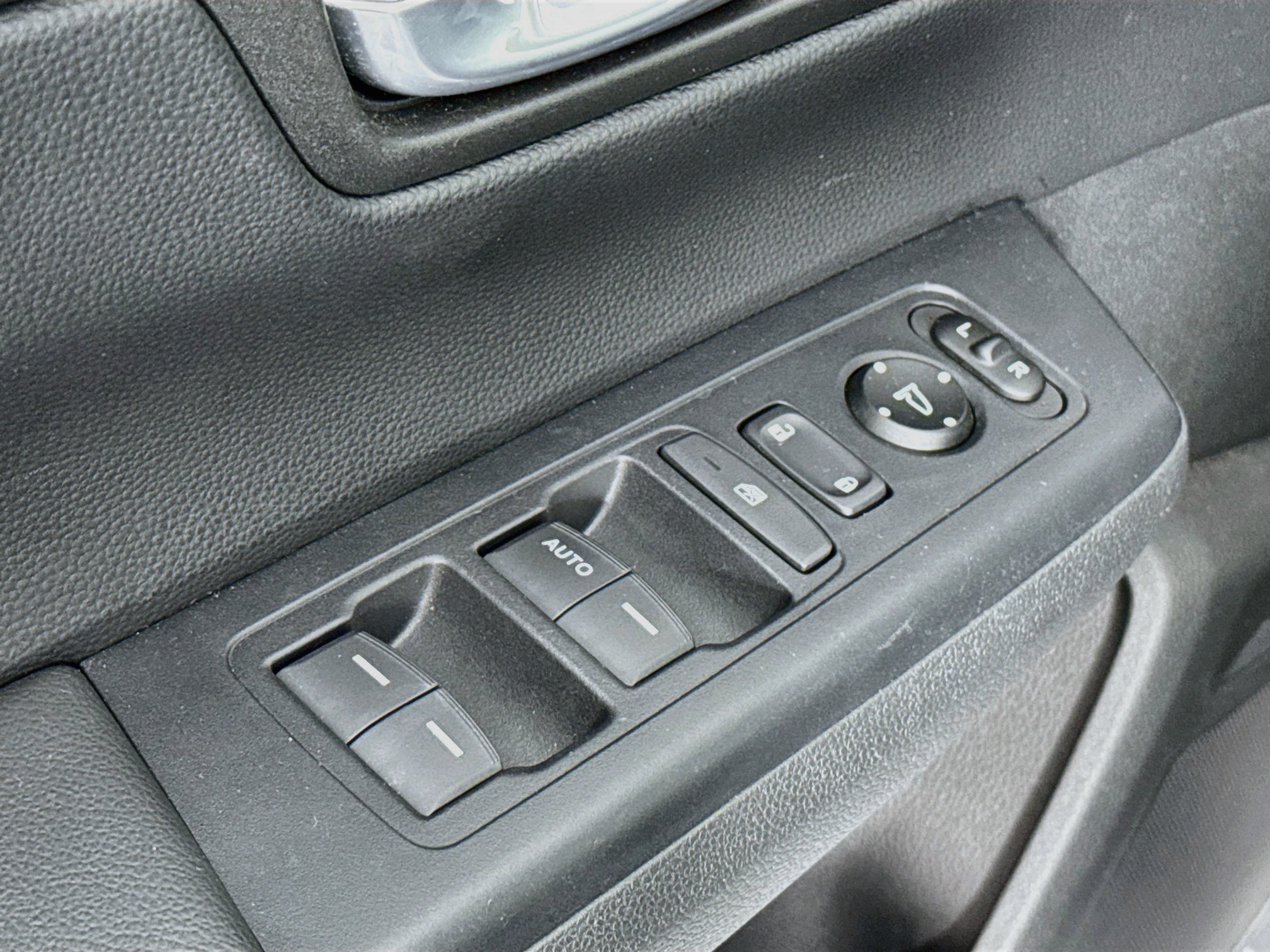 Certified 2023 Honda CR-V LX image 17