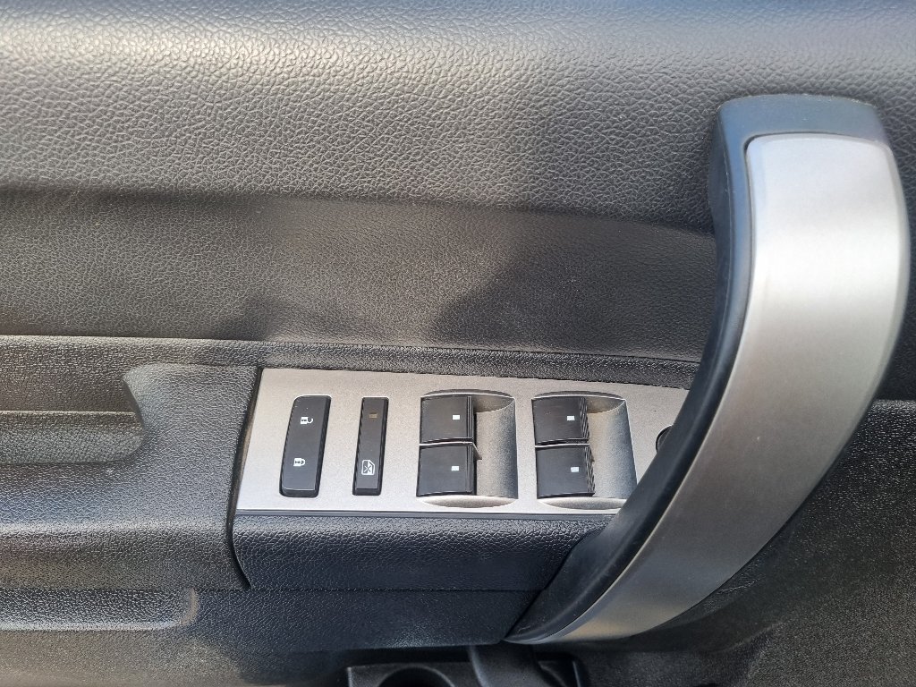 Used 2011 Chevrolet Silverado 1500 LT w/ All-Star Edition AWD/4WD image 13