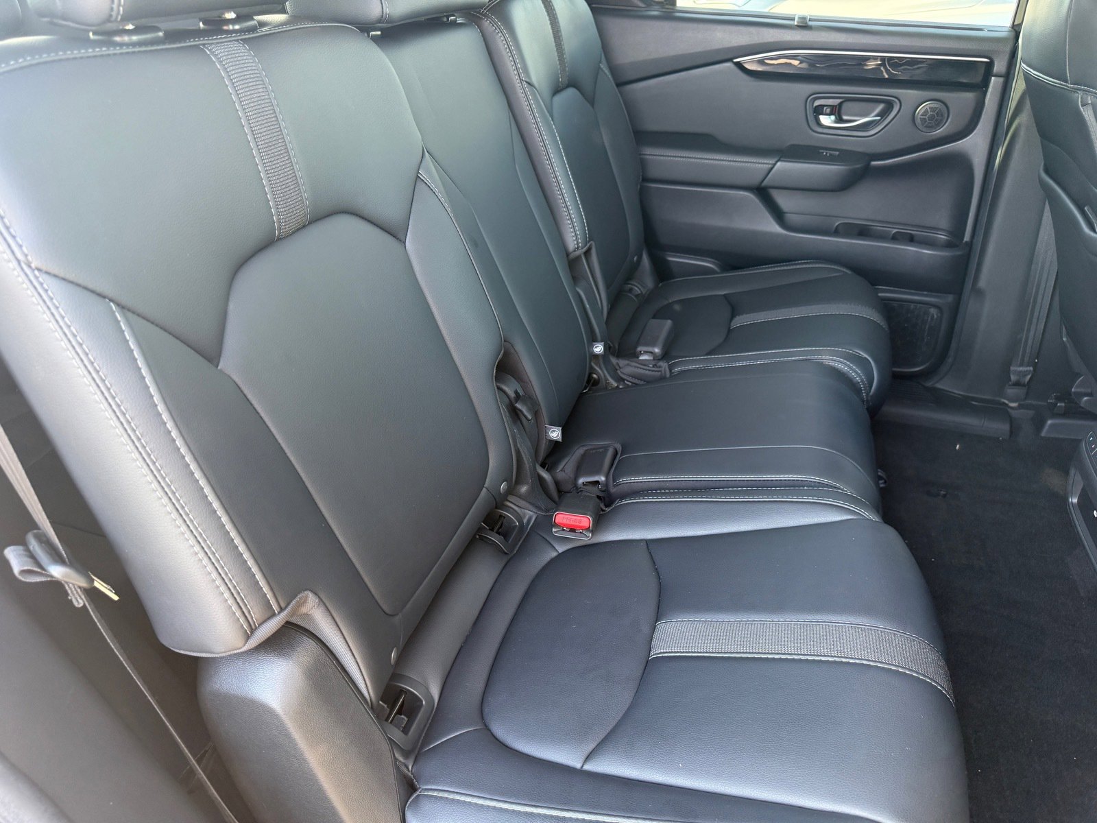 Used 2025 Honda Pilot Touring image 33